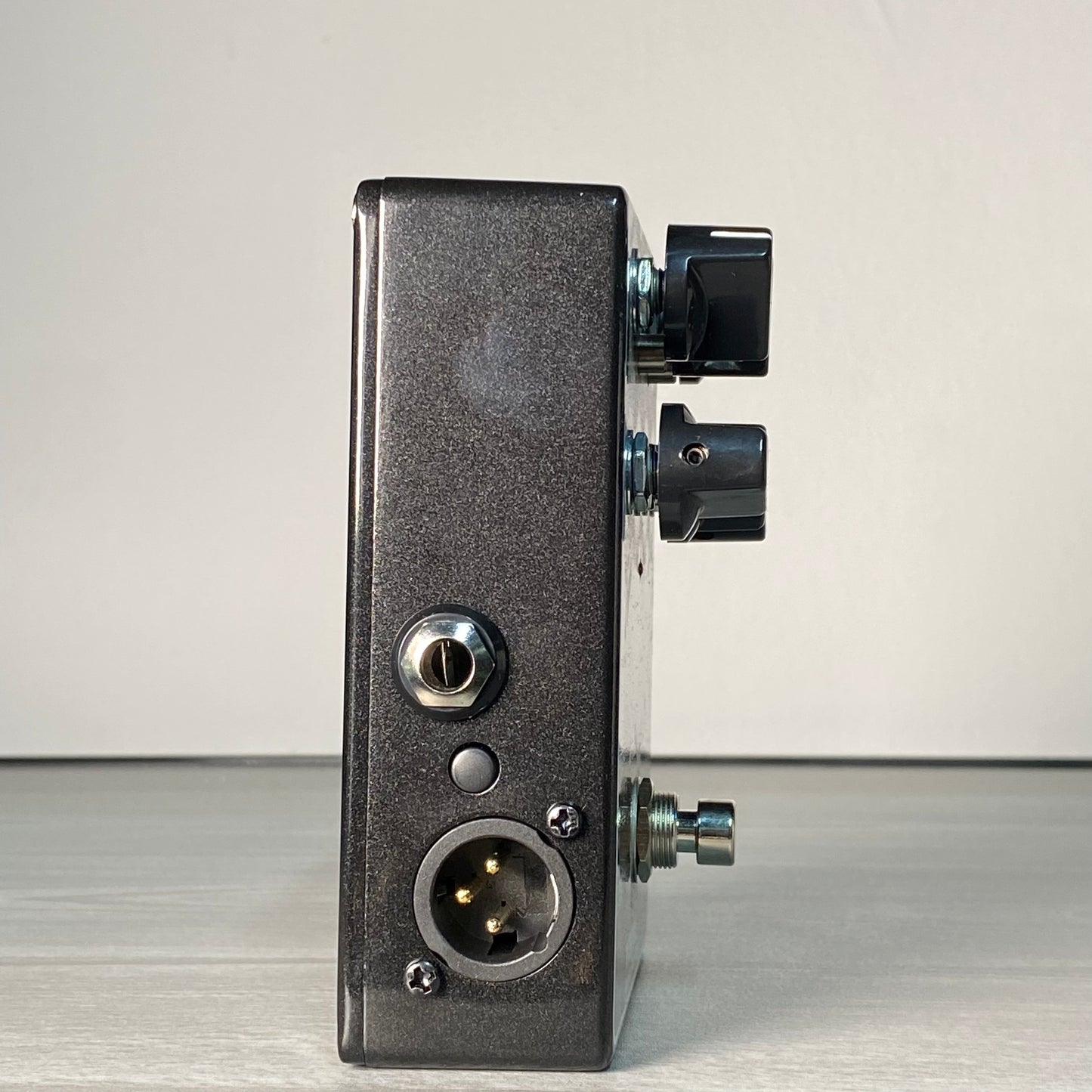 OUTLET A7K BASS PREAMP DEMONFX