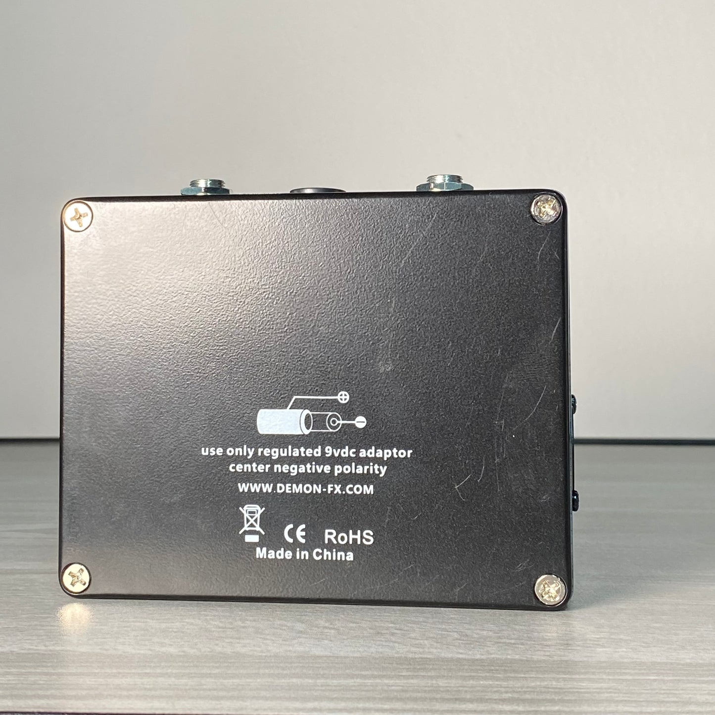 OUTLET D7K BASS PREAMP