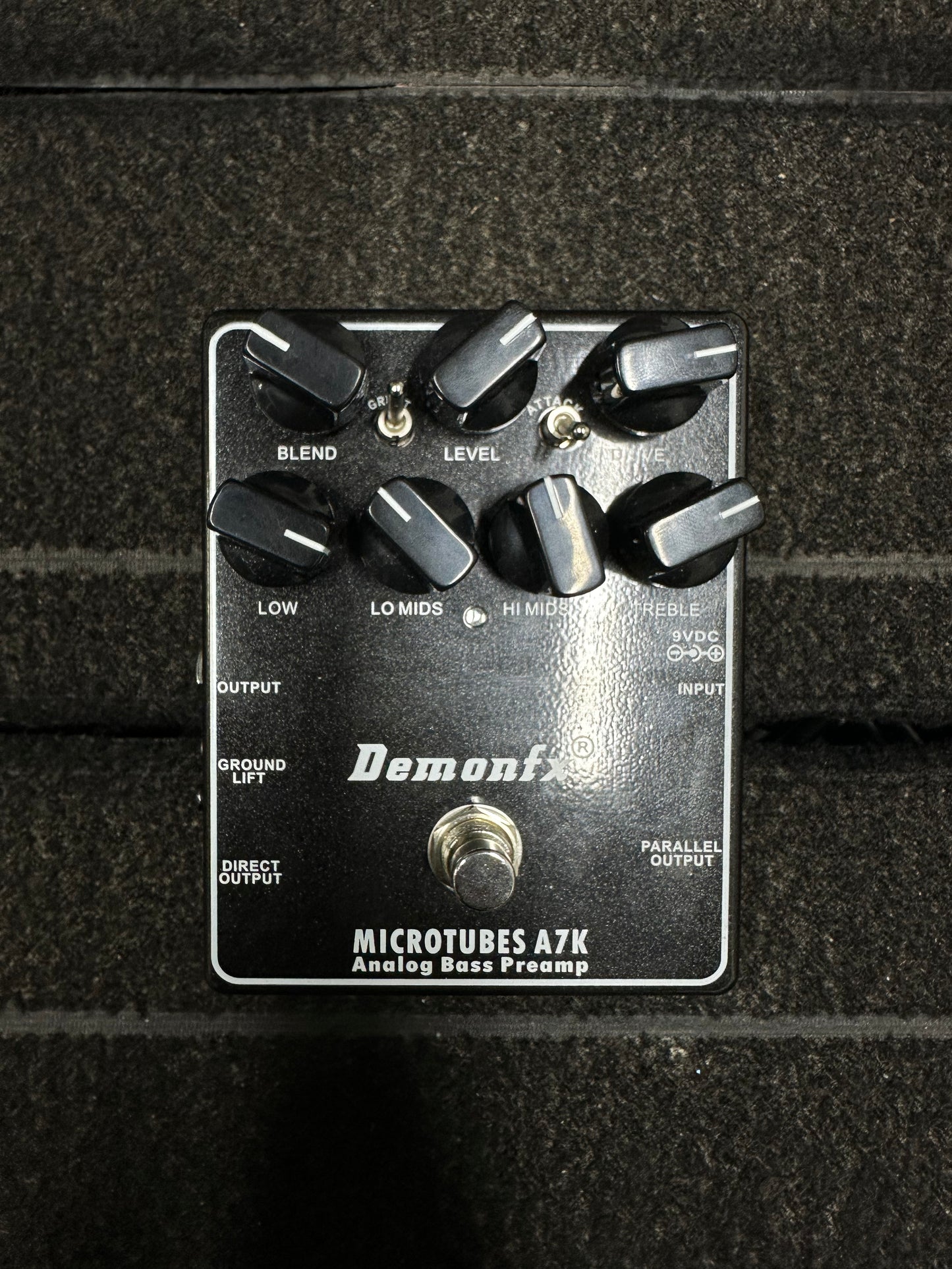 OUTLET A7K BASS PREAMP DEMONFX