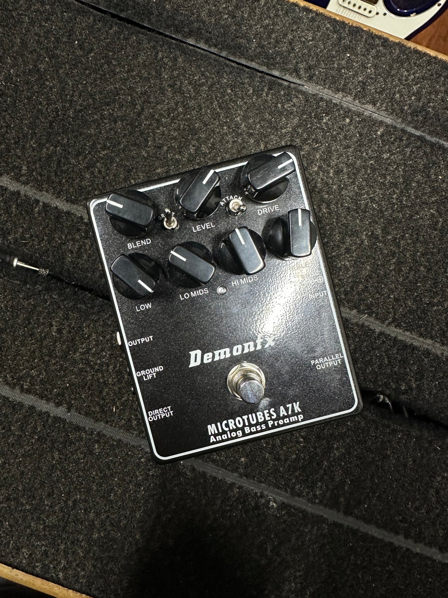 OUTLET A7K BASS PREAMP DEMONFX
