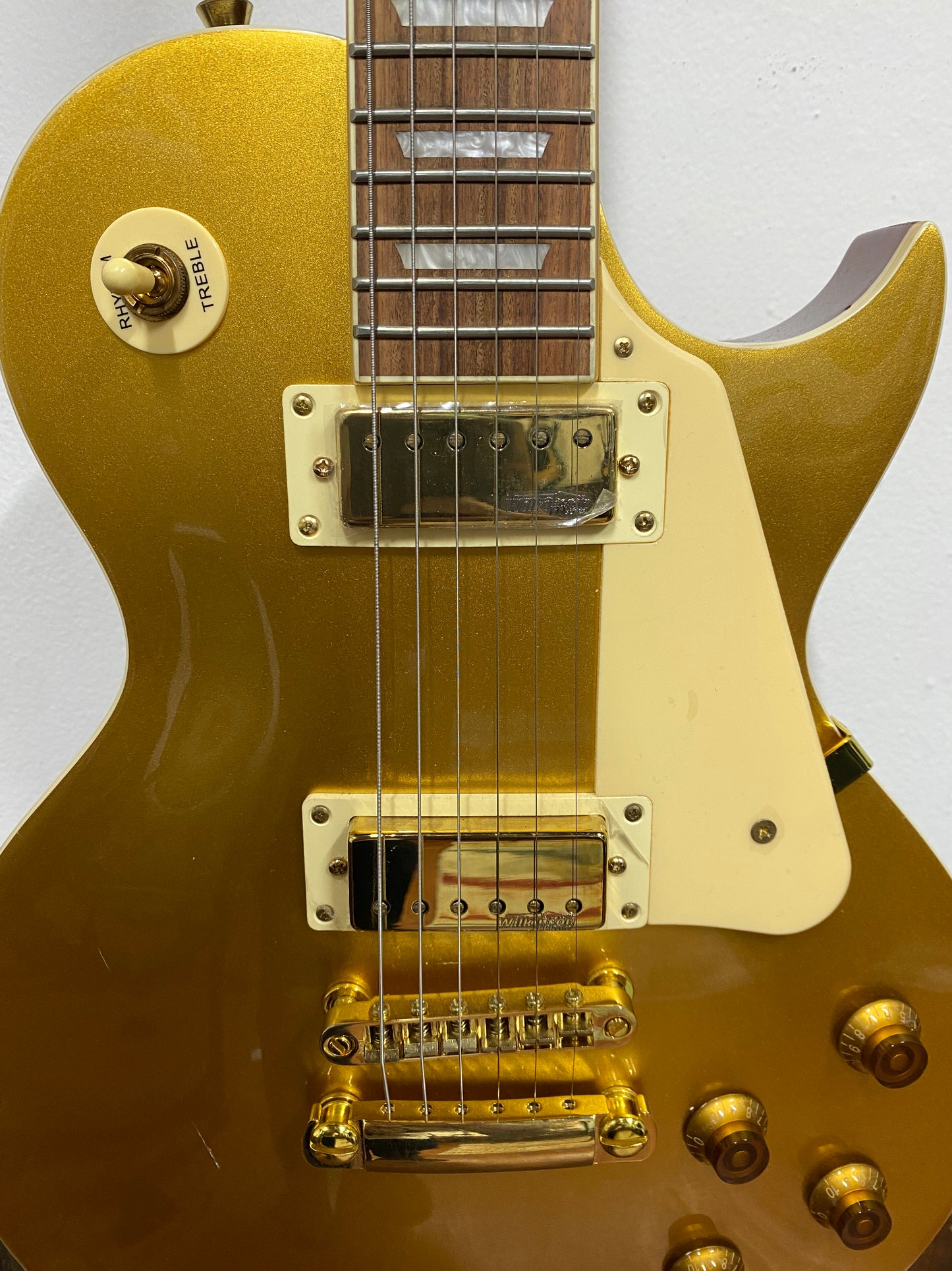VINTAGE V100MGT Mini Double Coil ReIssued  Gold Top OUTLET