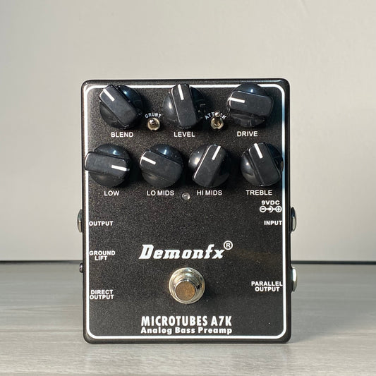 OUTLET A7K BASS PREAMP DEMONFX