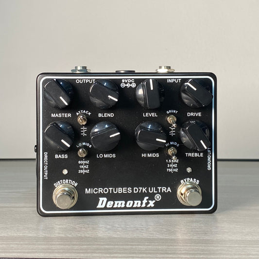 OUTLET D7K BASS PREAMP