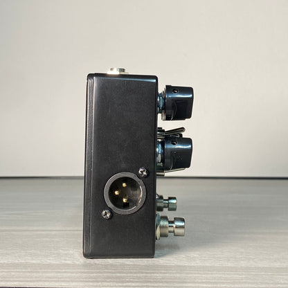 OUTLET D7K BASS PREAMP