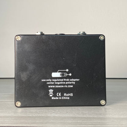 OUTLET D7K BASS PREAMP